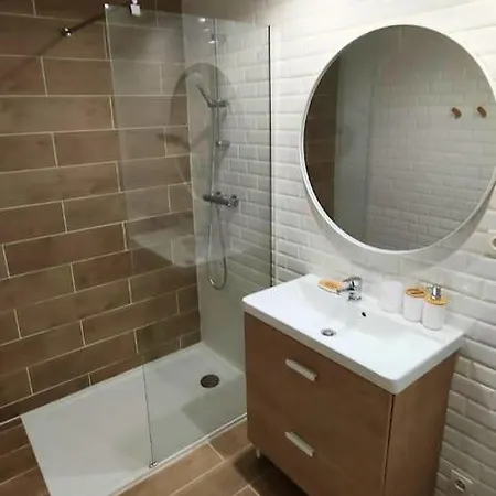 Au Cœur Du Village, Climatisé Avec Extérieur Gréoux-les-Bains